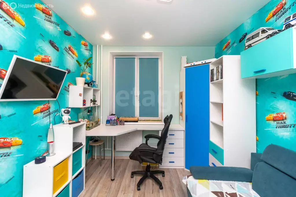 1-комнатная квартира: Тюмень, улица Тимофея Чаркова, 79к2 (38 м) - Фото 1