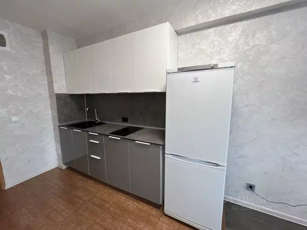 1-к кв. Иркутская область, Иркутск проезд Атласова, 7 (45.0 м) - Фото 0