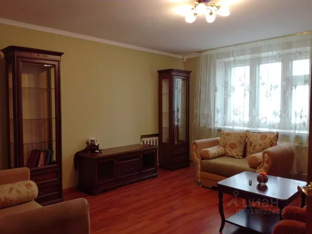 2-к кв. Рязанская область, Рязань ул. Горького, 32 (68.0 м) - Фото 0