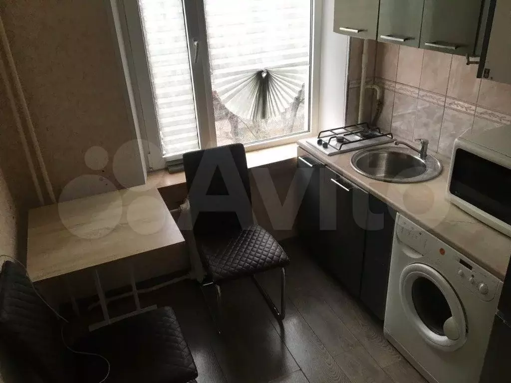 1-к. квартира, 30 м, 4/5 эт. - Фото 0