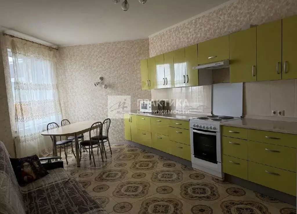 Продается 3-комнатная квартира - Фото 1