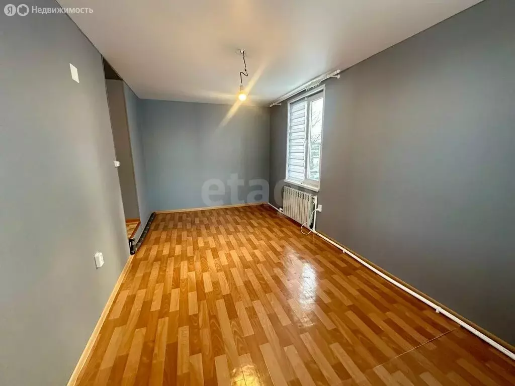 Дом в Ачинск, улица Тургенева (75.8 м) - Фото 1