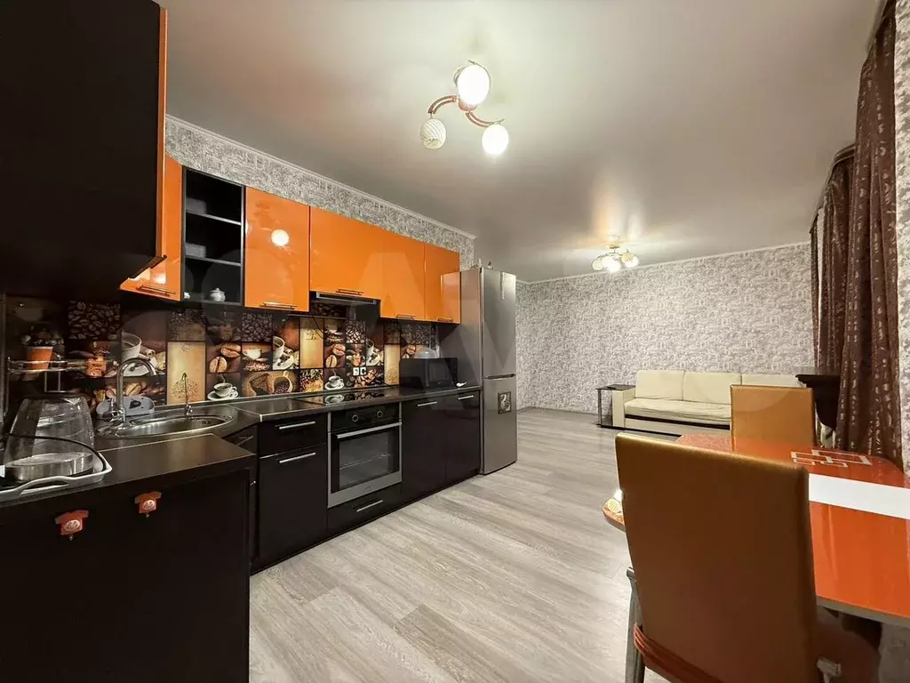 2-к. квартира, 65 м, 8/14 эт. - Фото 1