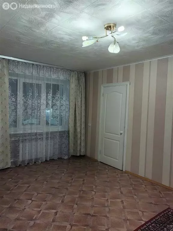 2-комнатная квартира: посёлок городского типа Шахтёрск, ... - Фото 2