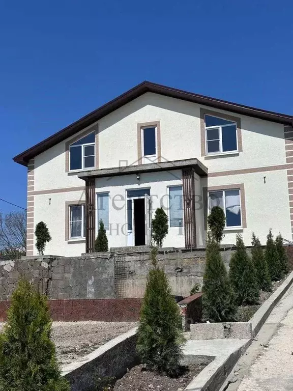 Дом в Краснодарский край, Сочи городской округ, с. Васильевка  (240 м) - Фото 0