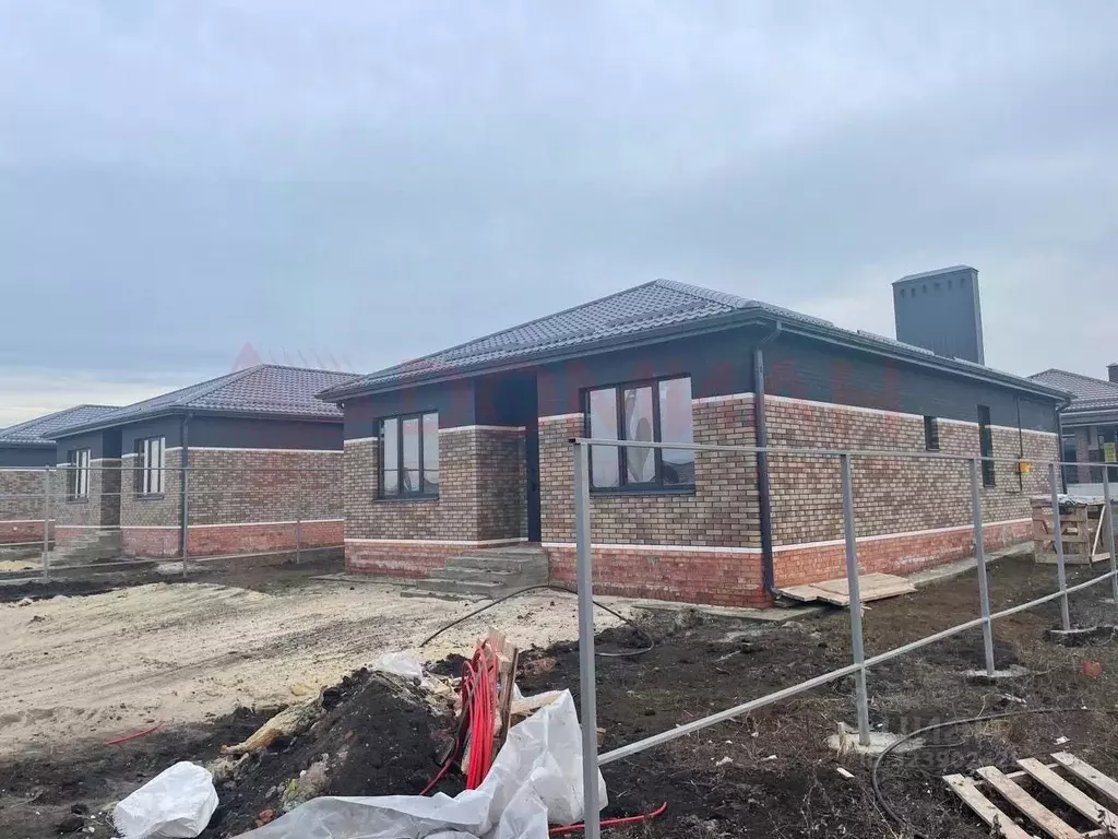 Дом в Ростовская область, Аксайский район, Щепкинское с/пос, пос. ... - Фото 2