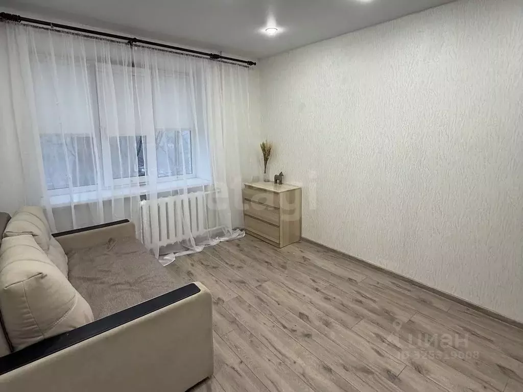 Студия Смоленская область, Смоленск ул. Маршала Соколовского, 16 (16.8 ... - Фото 1