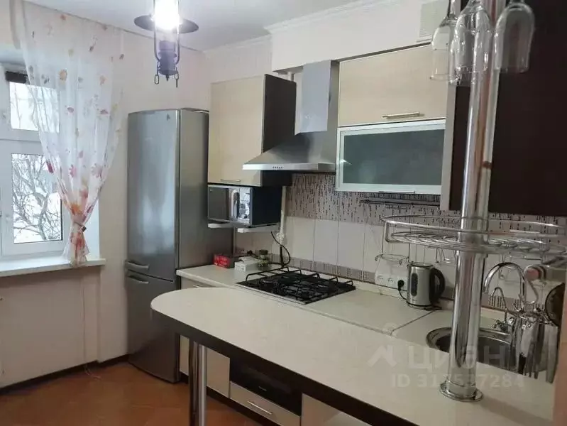 1-к кв. Ямало-Ненецкий АО, Новый Уренгой 2-й мкр, ул. ... - Фото 0