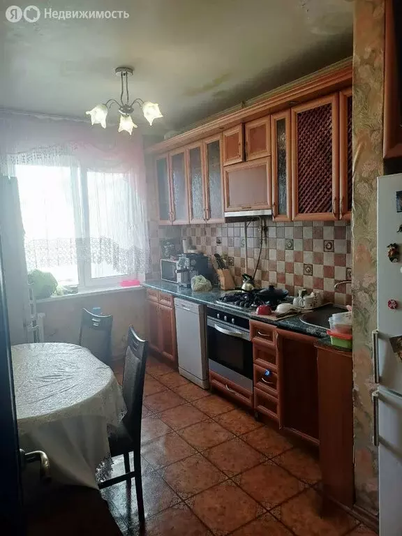 3-комнатная квартира: Симферополь, проспект Победы, 82 (63 м) - Фото 1