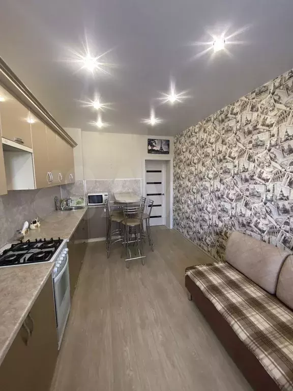 1-к. квартира, 40 м, 6/10 эт. - Фото 1