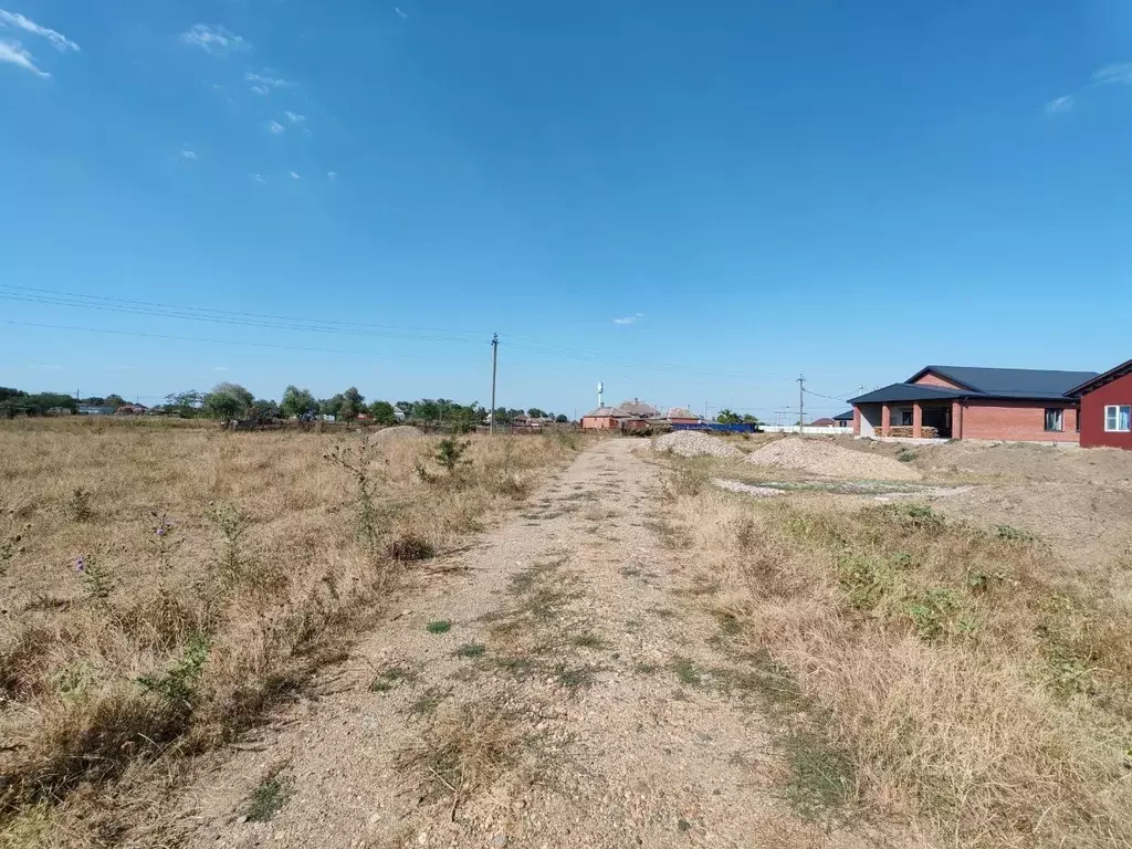 Участок в Адыгея, Тахтамукайский район, Энемское городское поселение, ... - Фото 1