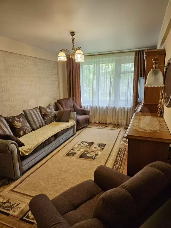 1-к. квартира, 43 м, 1/9 эт. - Фото 1