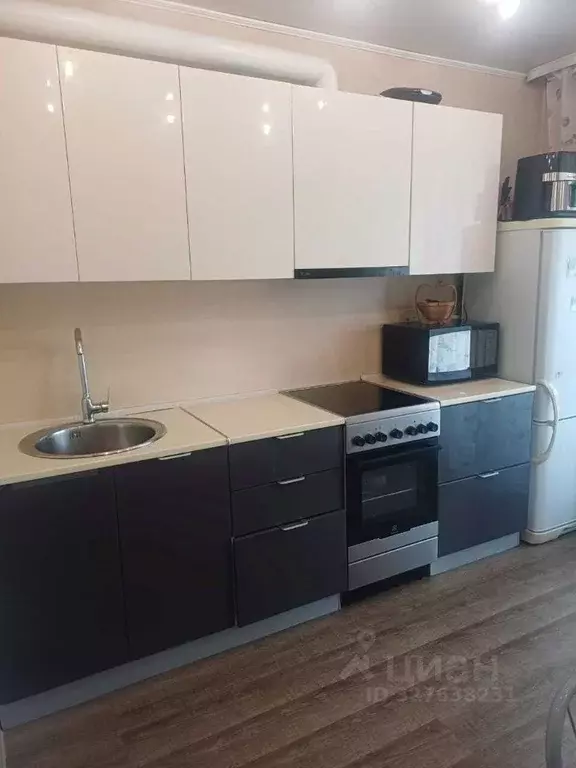 3-к кв. Амурская область, Благовещенск ул. Мухина, 31 (66.2 м) - Фото 1