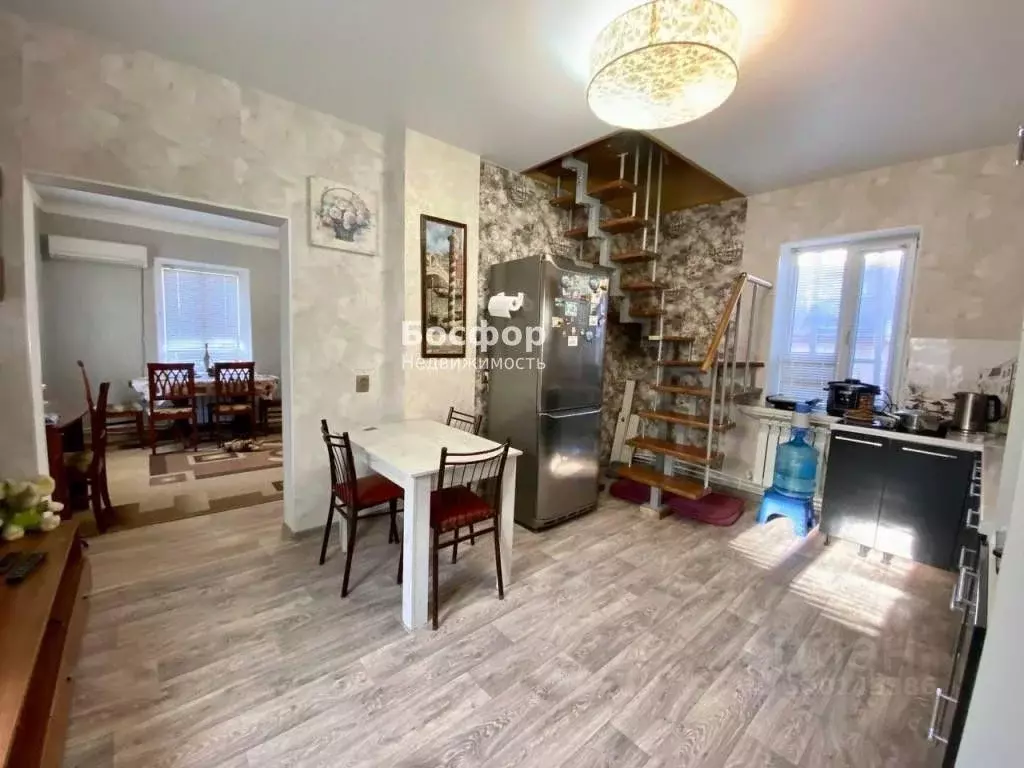 Дом в Крым, Феодосия ул. Гарнаева, 1 (190 м) - Фото 2