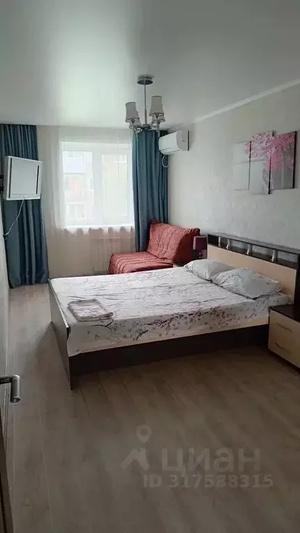 2-к кв. Оренбургская область, Орск Новый город мкр, ул. Макаренко, 10Б ... - Фото 1