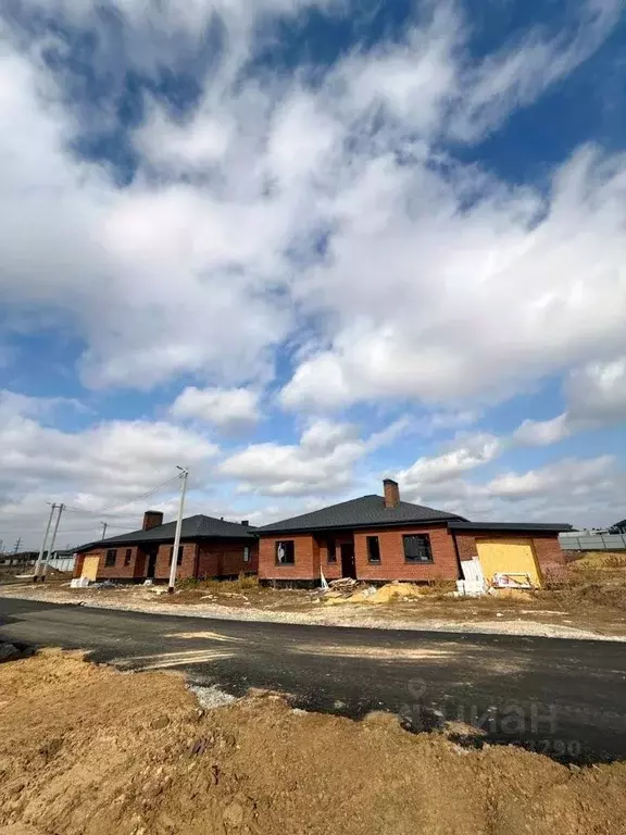 Дом в Волгоградская область, Краснослободск Среднеахтубинский район, ... - Фото 1