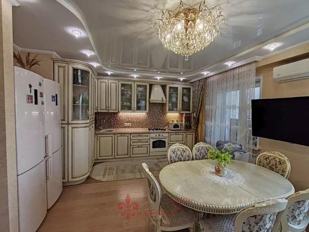 3-к кв. Белгородская область, Белгород Молодежная ул., 2 (82.6 м) - Фото 1