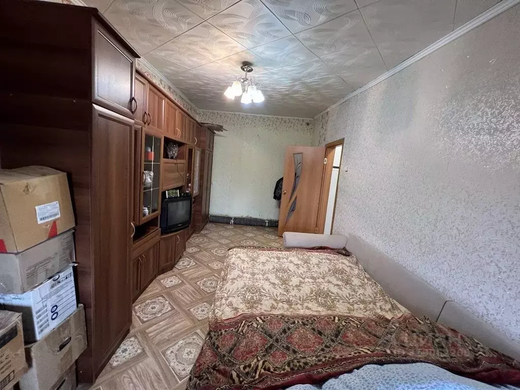 1-к кв. Астраханская область, Астрахань просп. Бумажников, 8 (31.5 м) - Фото 0