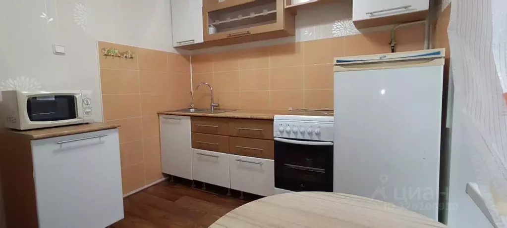 1-к кв. Удмуртия, Ижевск ул. 30 лет Победы, 10 (35.1 м) - Фото 0