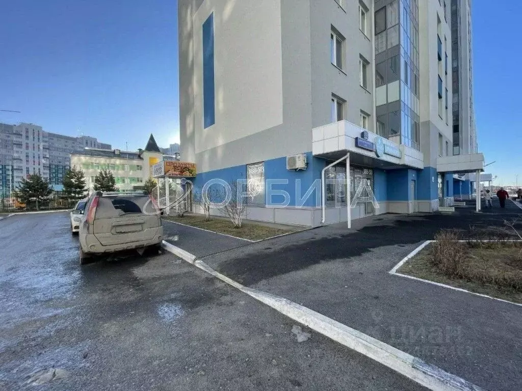 Помещение свободного назначения в Тюменская область, Тюмень ул. ... - Фото 1