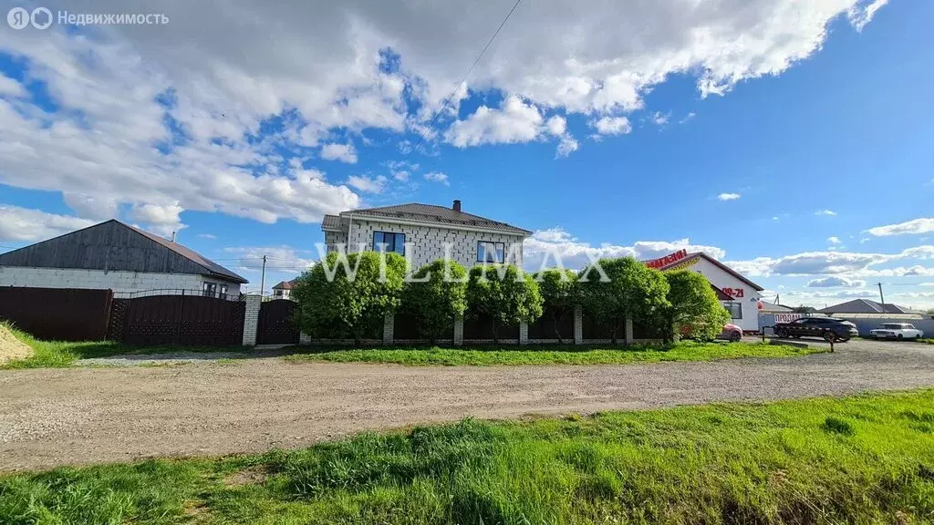 Дом в Тюменский район, деревня Ушакова, микрорайон Молодёжный (200 м) - Фото 0