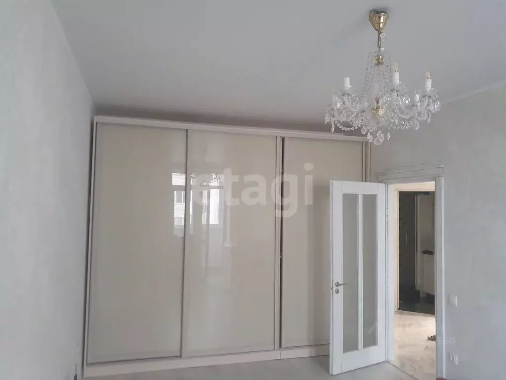 3-к кв. Крым, Феодосия ул. Габрусева, 13Б (76.5 м) - Фото 1
