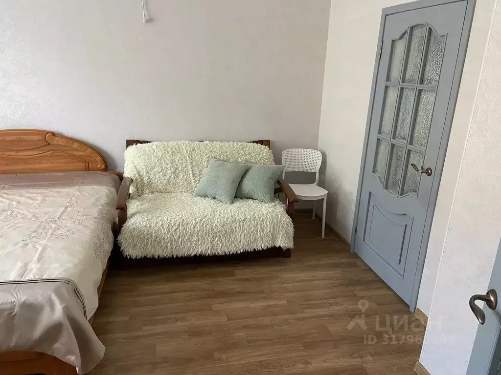 Дом в Ростовская область, Шахты пер. Шмидта, 47 (50 м) - Фото 0