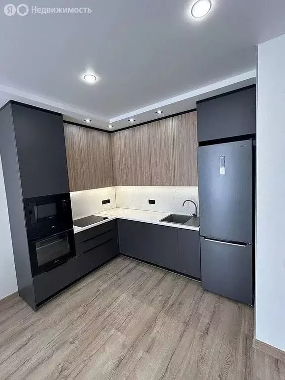 1-комнатная квартира: Тюмень, улица Василия Подшибякина, 11 (38 м) - Фото 1