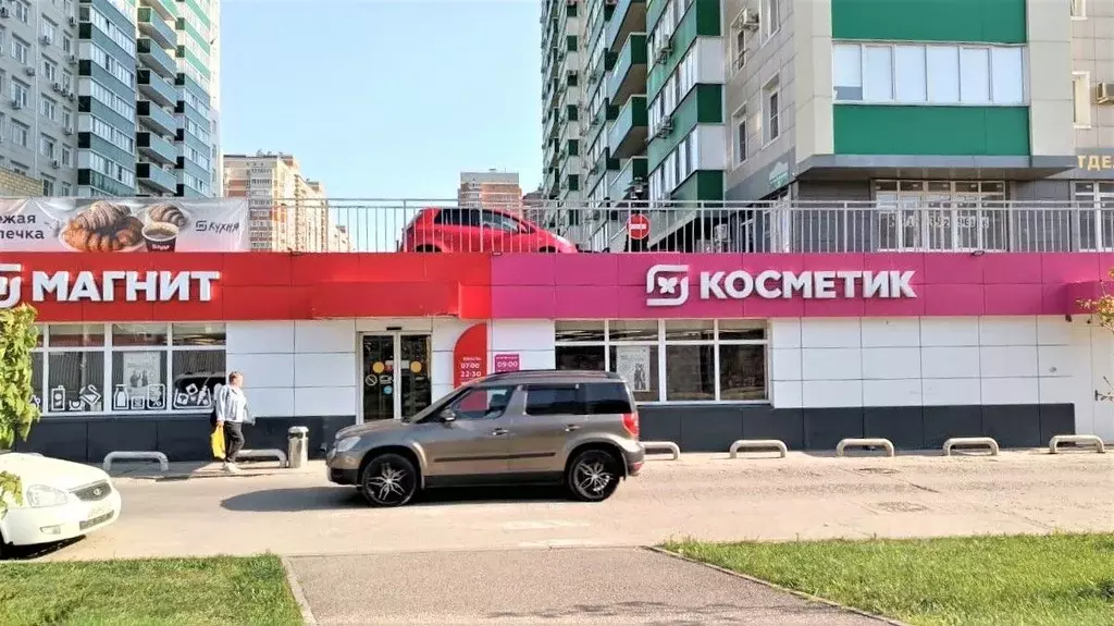Торговая площадь в Краснодарский край, Краснодар ул. Имени Дмитрия ... - Фото 1