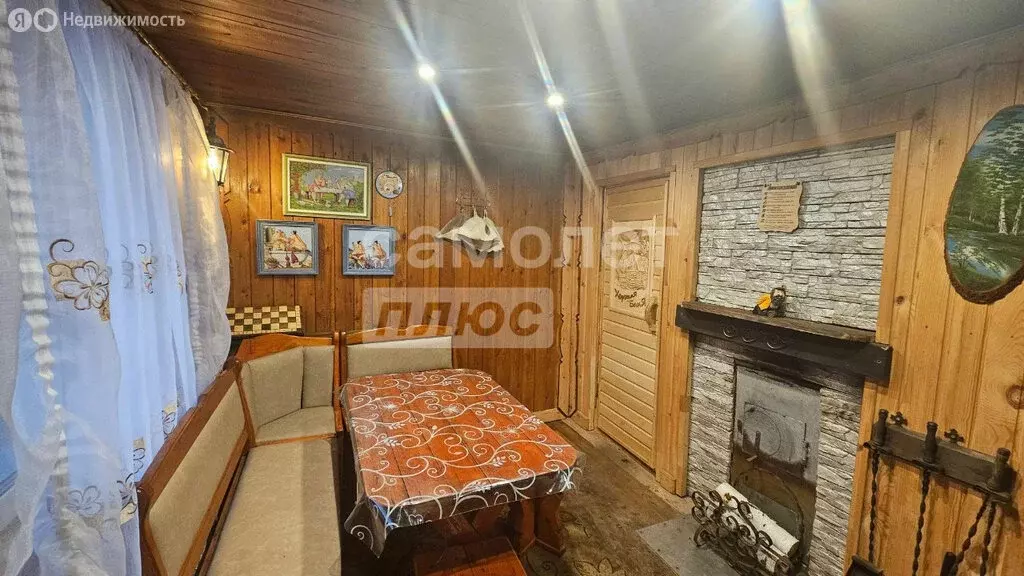 Дом в Омск, улица Красных Зорь, 96 (163.7 м) - Фото 1