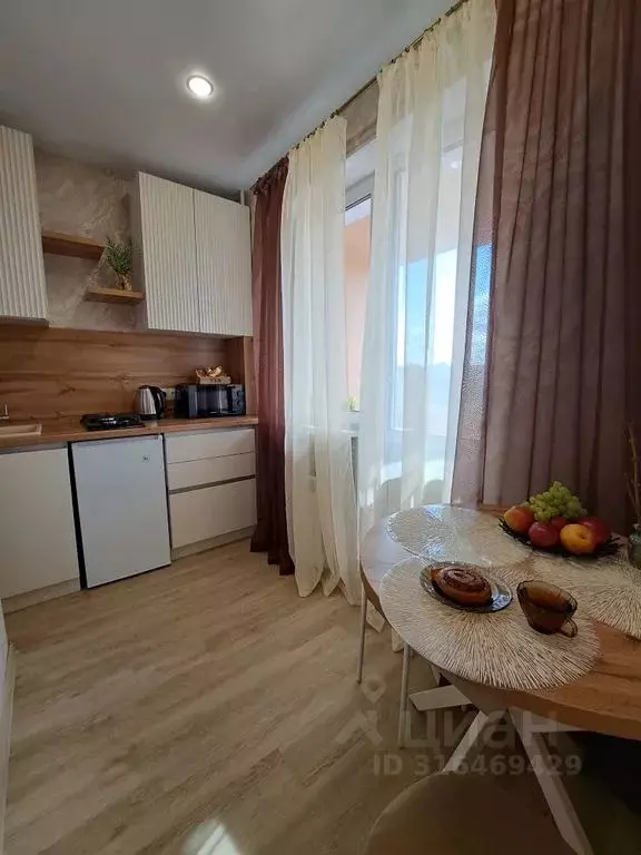 1-к кв. Татарстан, Казань ул. Академика Сахарова, 15 (30.0 м) - Фото 0