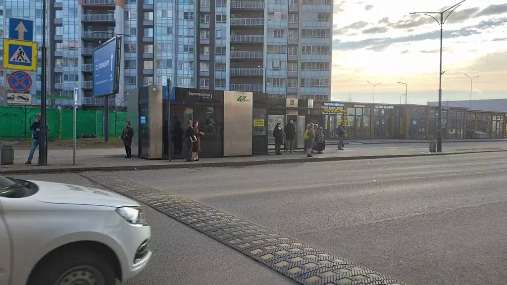 Торговая площадь в Ленинградская область, Кудрово г. Всеволожский ... - Фото 2