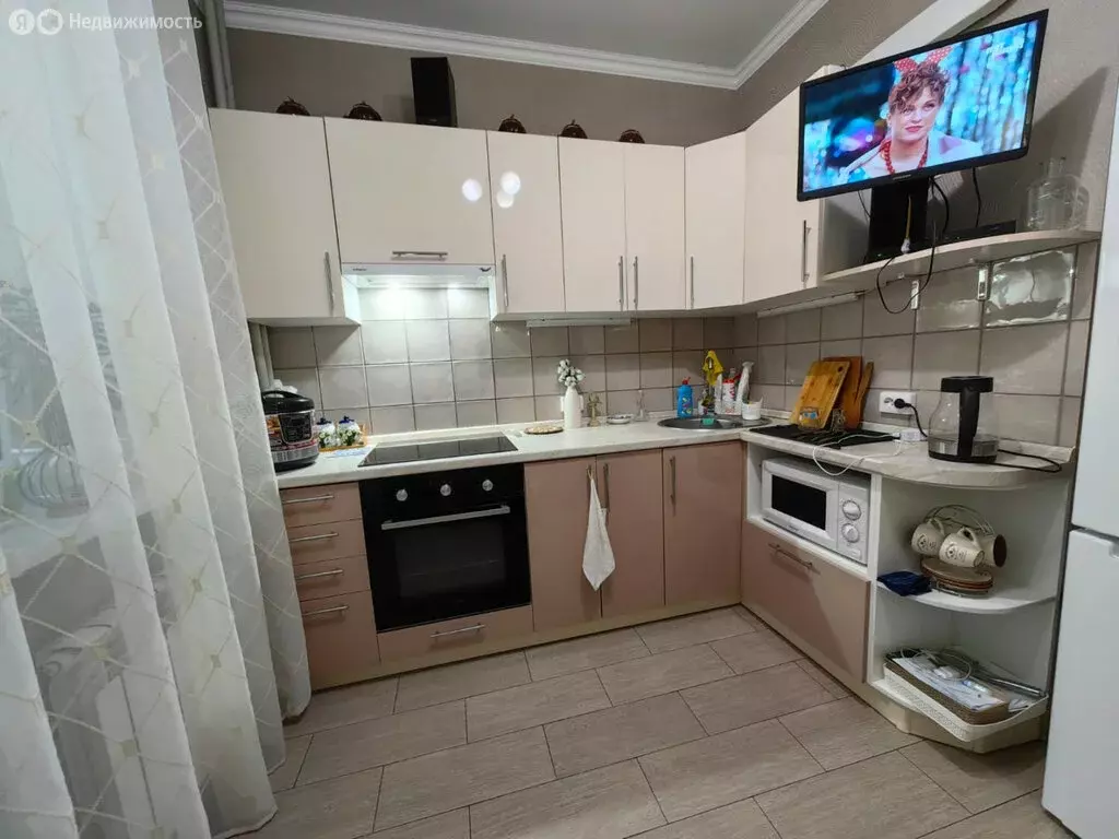 1-комнатная квартира: Ростов-на-Дону, Магнитогорская улица, 2А (40 м) - Фото 1