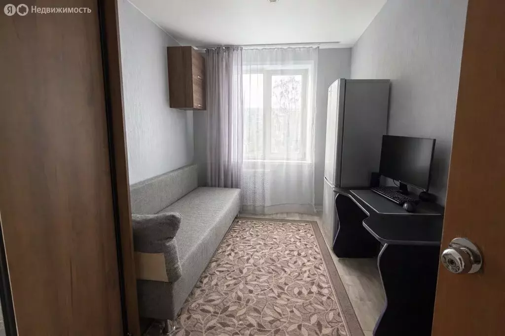 1к в 4-комнатной квартире (9.8 м) - Фото 1