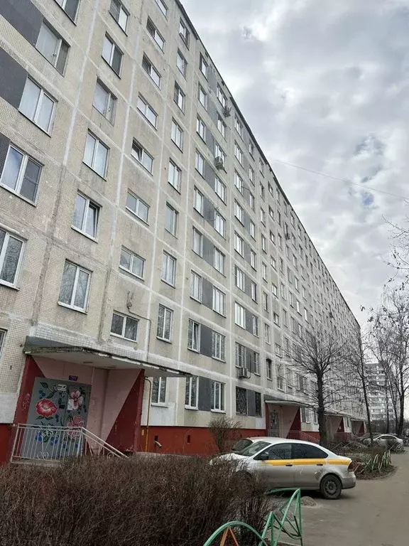 3-к. квартира, 60 м, 6/9 эт. - Фото 0