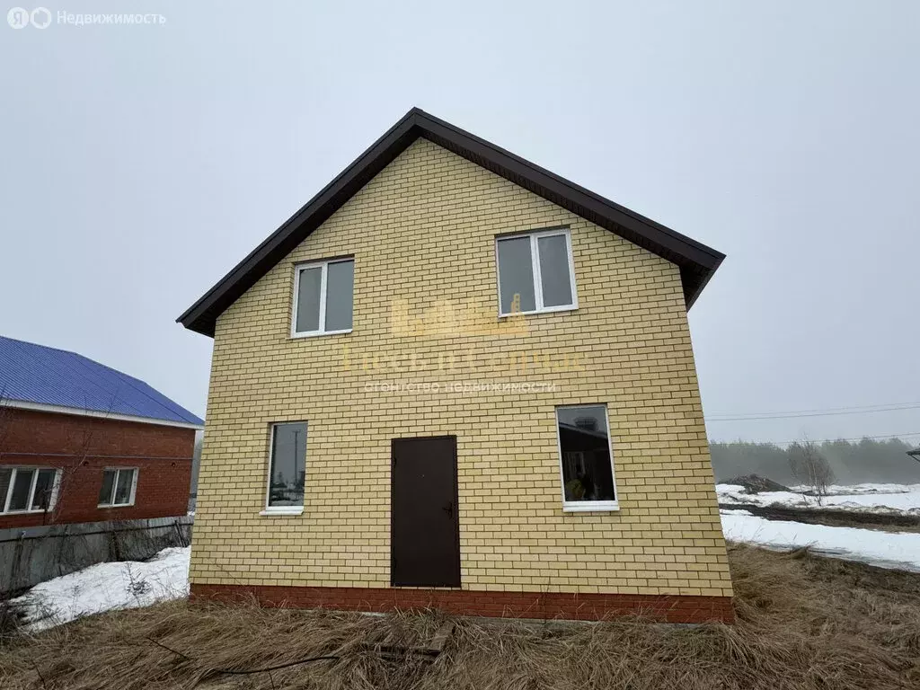 Дом в село Усады, коттеджный посёлок Удачный, Светлая улица (130 м) - Фото 1