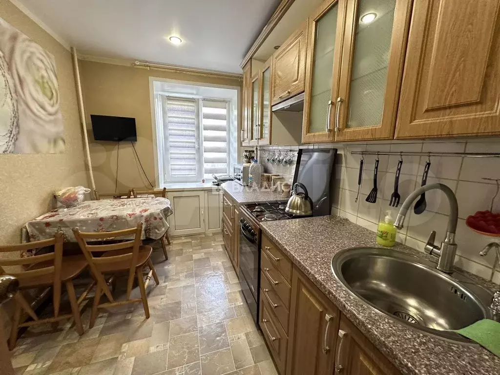 3-к. квартира, 58,4 м, 1/5 эт. - Фото 0