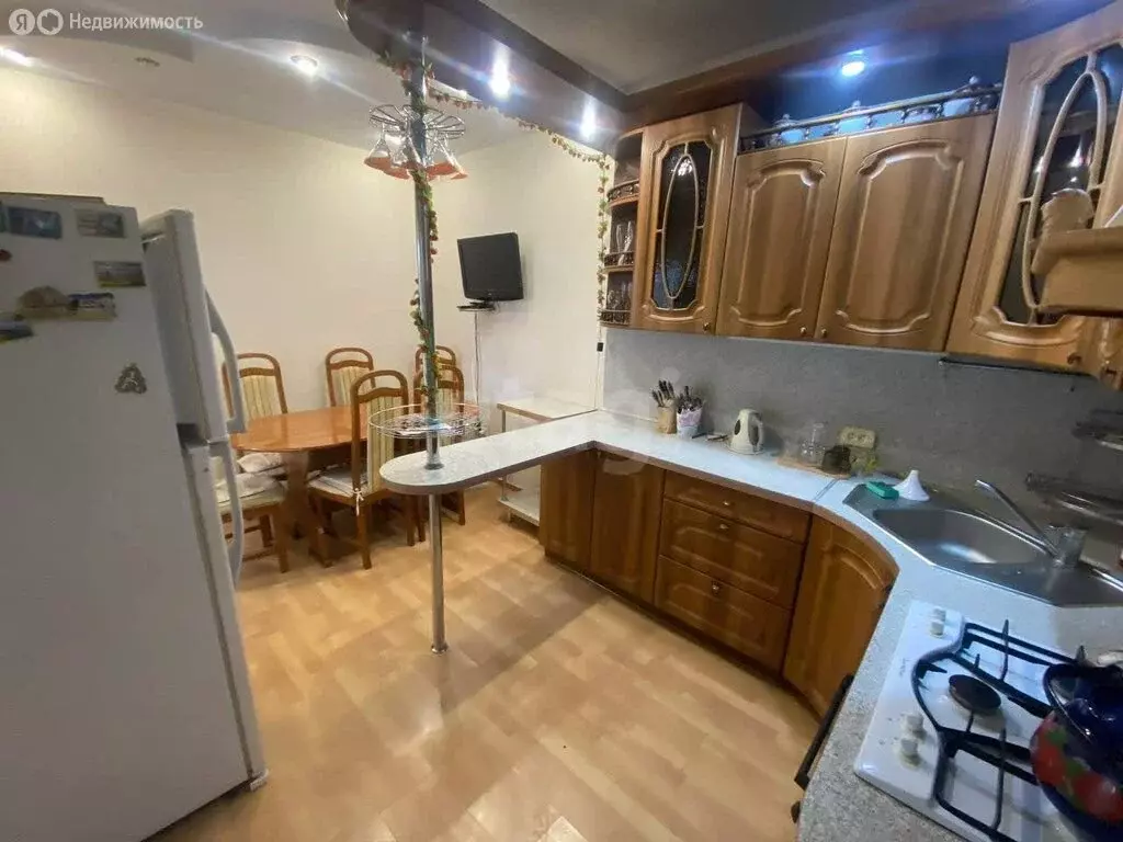 3-комнатная квартира: Анапа, Красноармейская улица, 44Б (77.5 м) - Фото 1