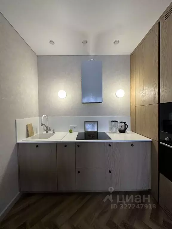 2-к кв. Тюменская область, Тюмень ул. Игоря Комиссарова, 22 (65.0 м) - Фото 1