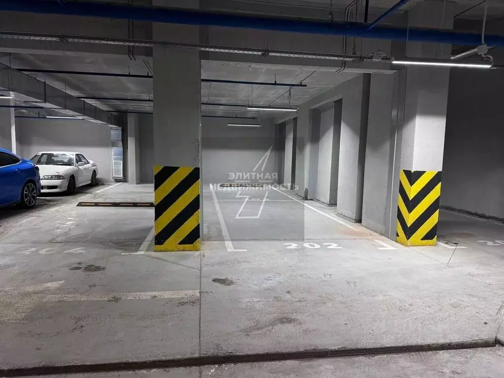 Гараж в Татарстан, Казань ул. Галиаскара Камала, 28 (13 м) - Фото 1