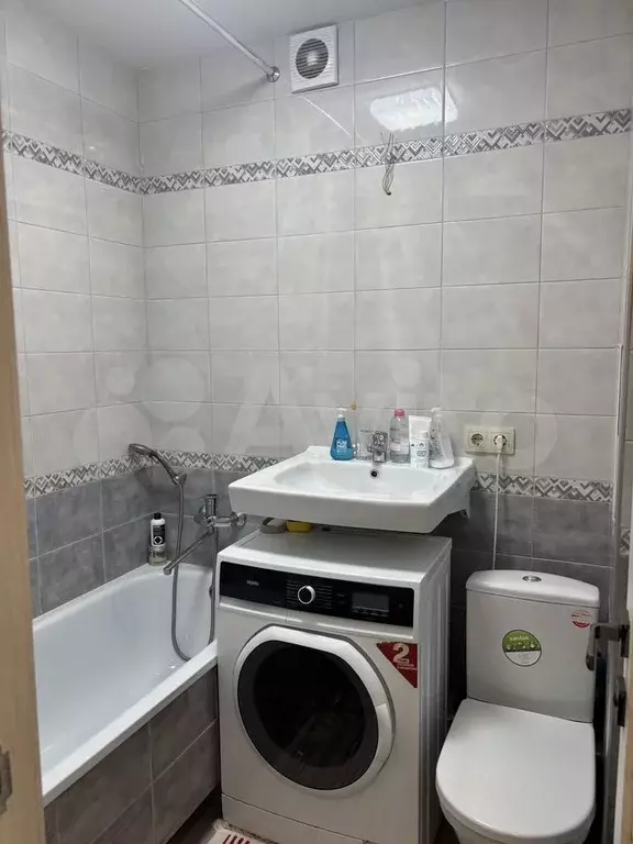 1-к. квартира, 35 м, 4/5 эт. - Фото 1