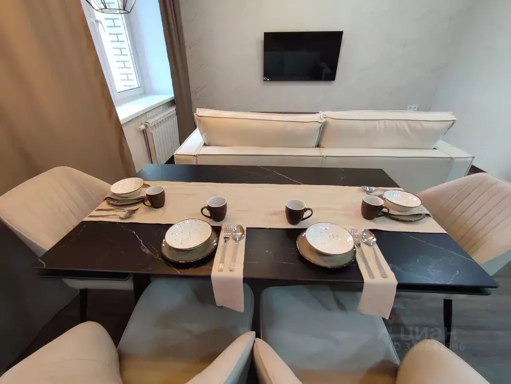 2-к кв. Омская область, Омск ул. А.Н. Кабанова, 2 (55.0 м) - Фото 1