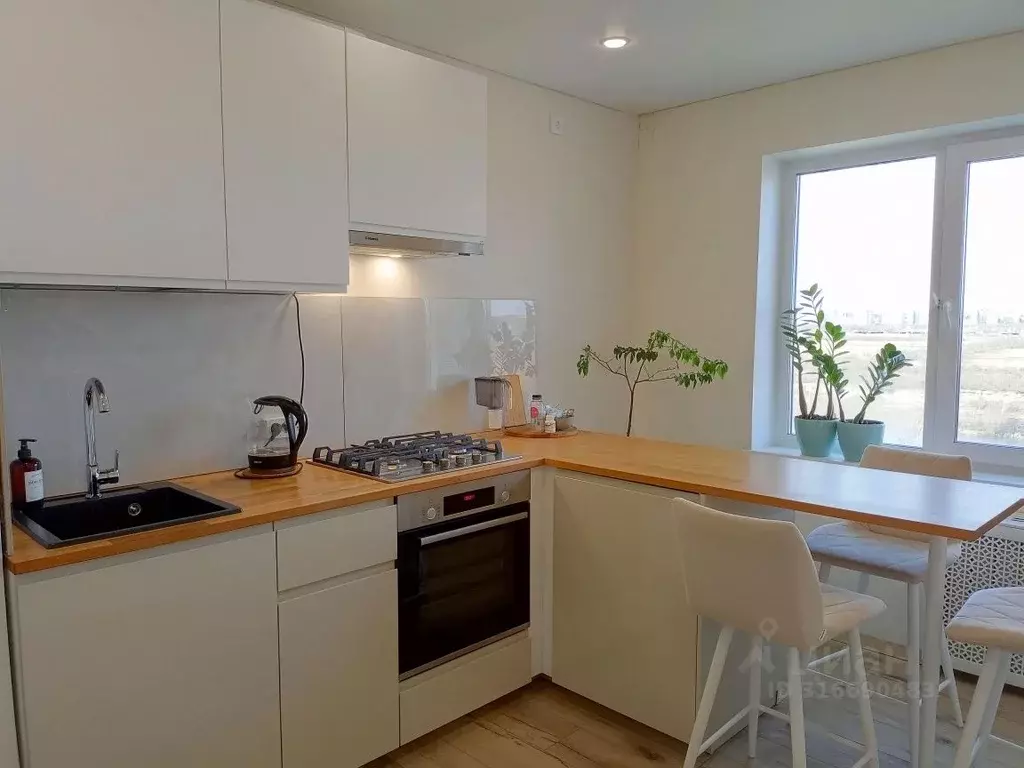 2-к кв. Омская область, Омск ул. Рокоссовского, 2 (51.5 м) - Фото 0