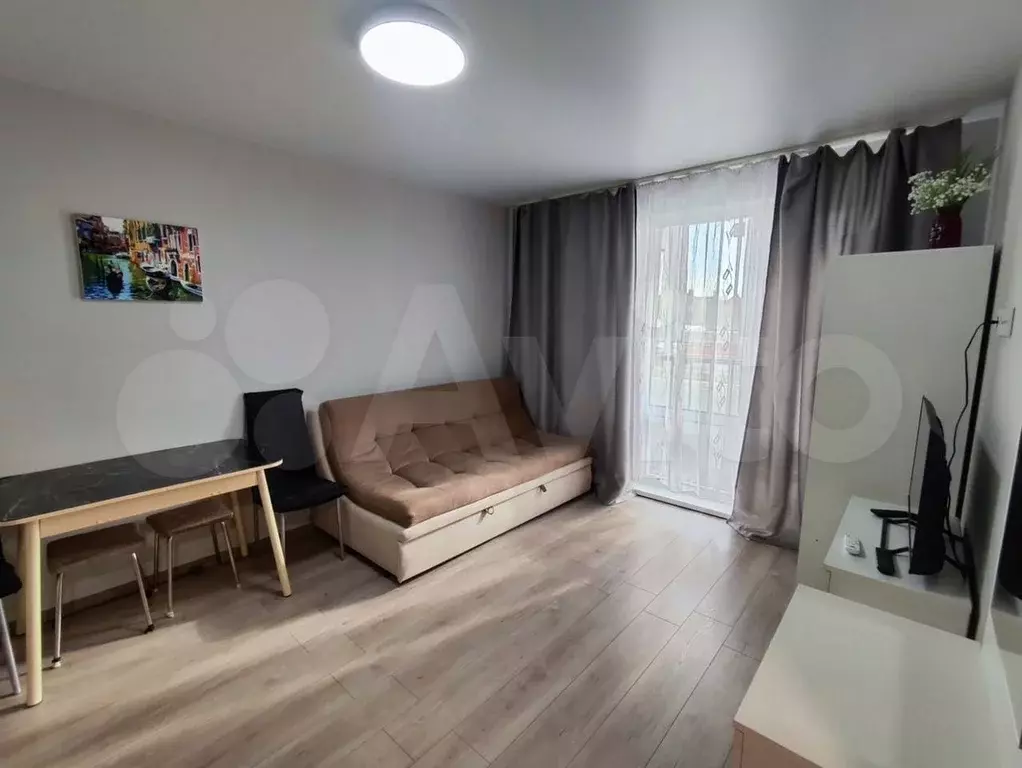 1-к. квартира, 37 м, 1/10 эт. - Фото 1