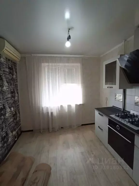 3-к кв. Ростовская область, Волгодонск ул. Энтузиастов, 42/8 (60.7 м) - Фото 1
