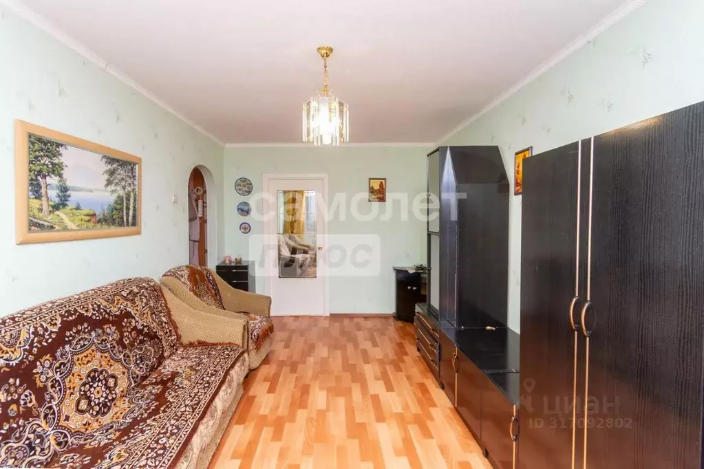 2-к кв. Ханты-Мансийский АО, Сургут ул. Республики, 82 (43.4 м) - Фото 1