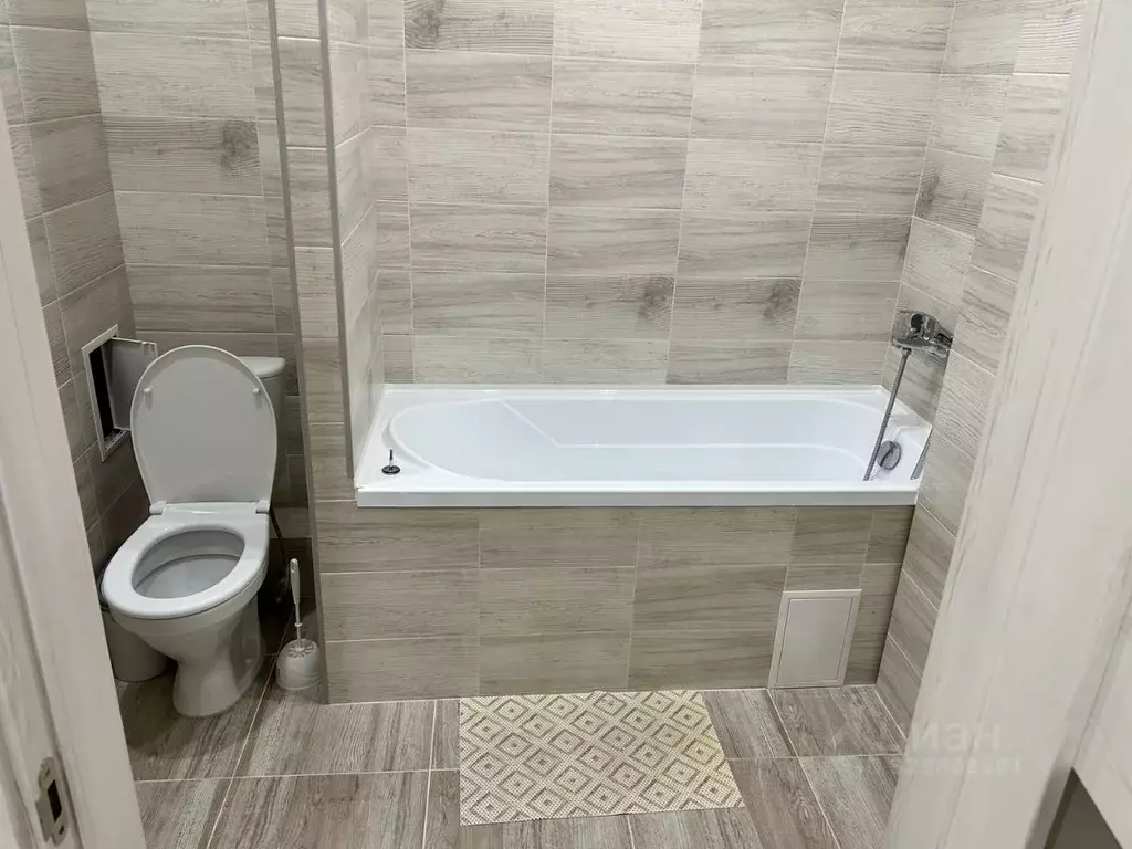 1-к кв. Омская область, Омск Взлетная ул., 11/1 (40.0 м) - Фото 1