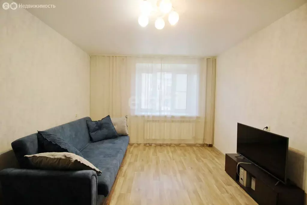 2-комнатная квартира: Ульяновск, улица Стасова, 26А (62.6 м) - Фото 0