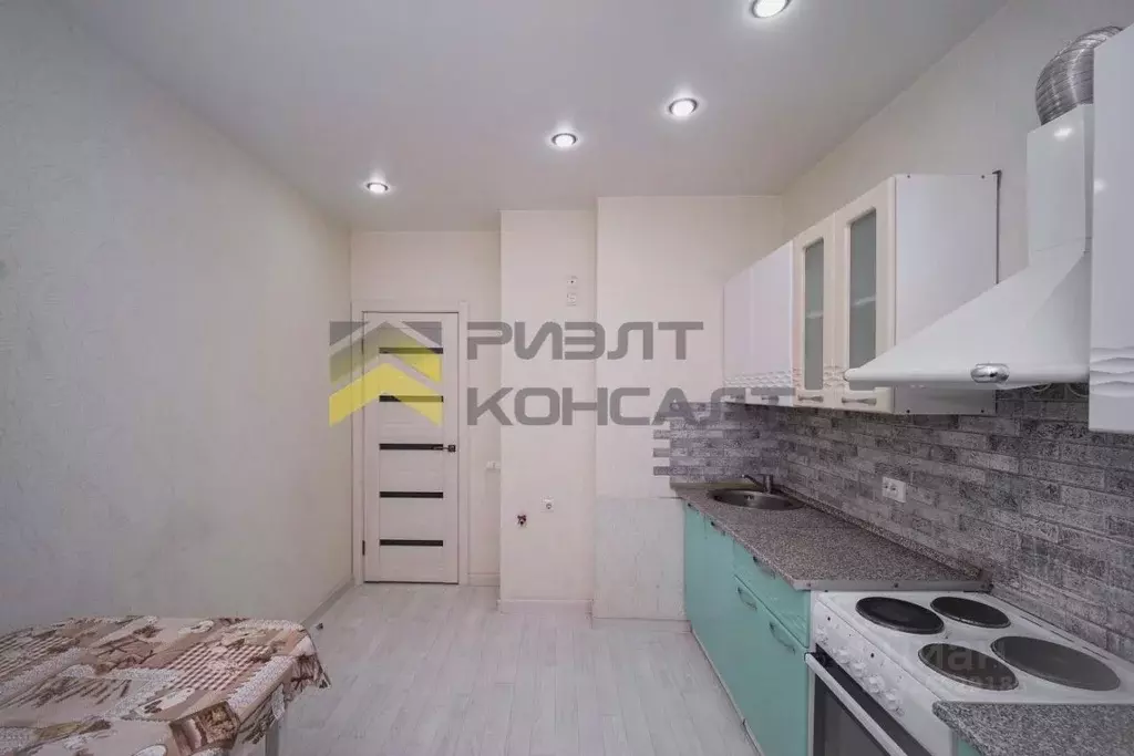 2-к кв. Омская область, Омск ул. Конева, 40 (61.8 м) - Фото 2