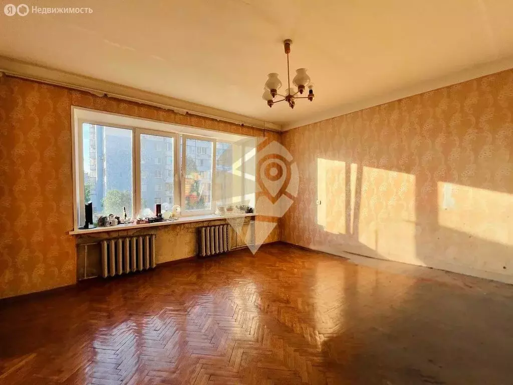 3-комнатная квартира: Старый Оскол, микрорайон Жукова, 17 (90.75 м) - Фото 1